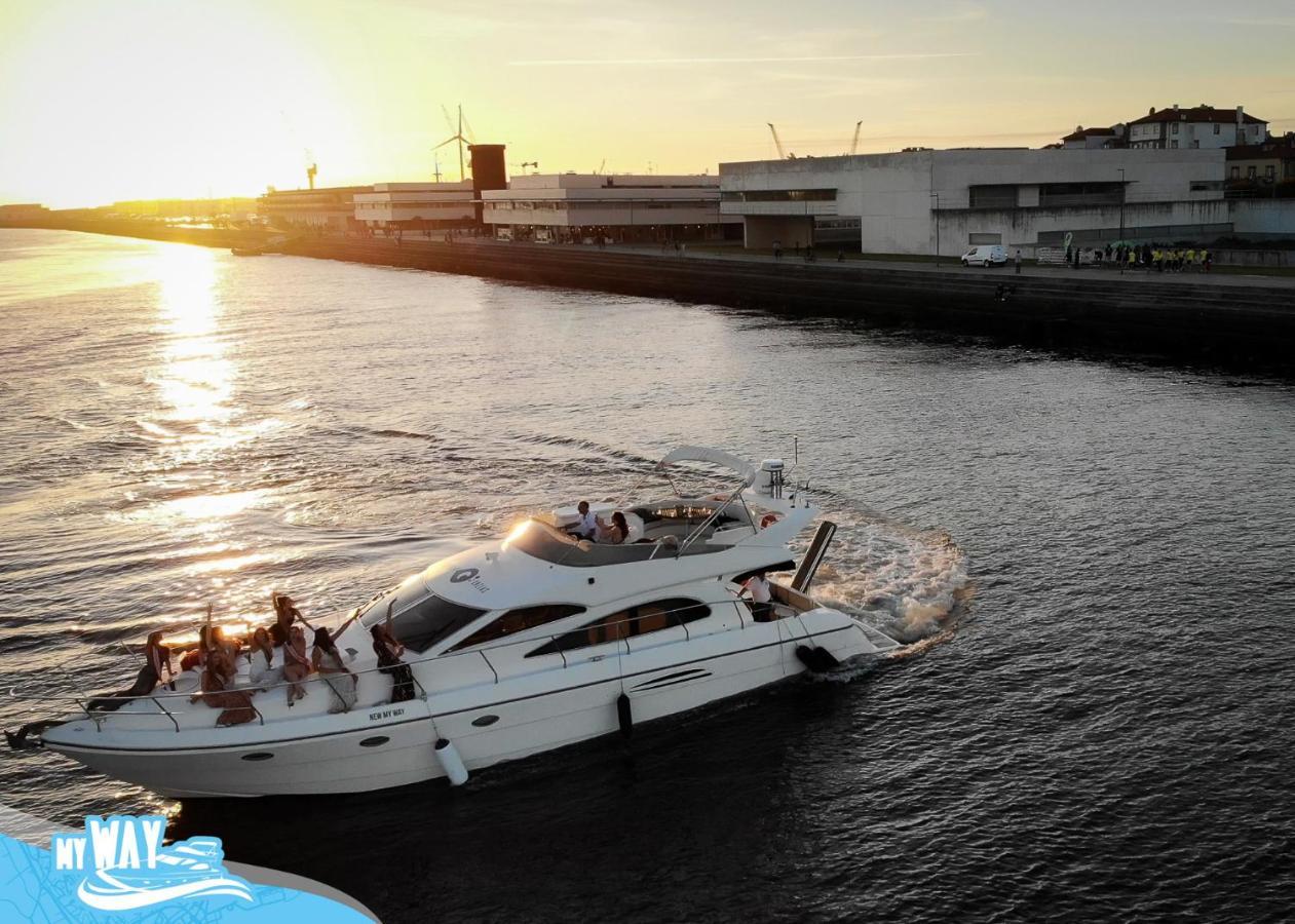 Barco No Coracao Da Cidade - Iate De 5 Estrelas Viana do Castelo Exterior foto